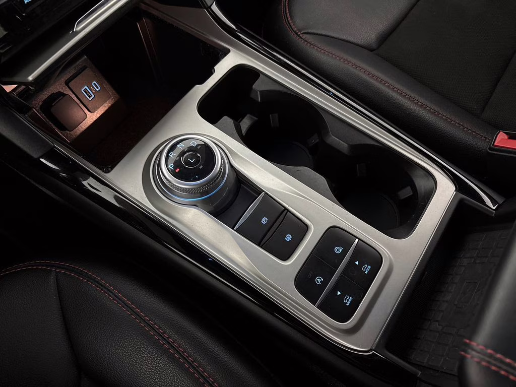 2023 Gray Metallic Ford Explorer ST-Line RWD SUV