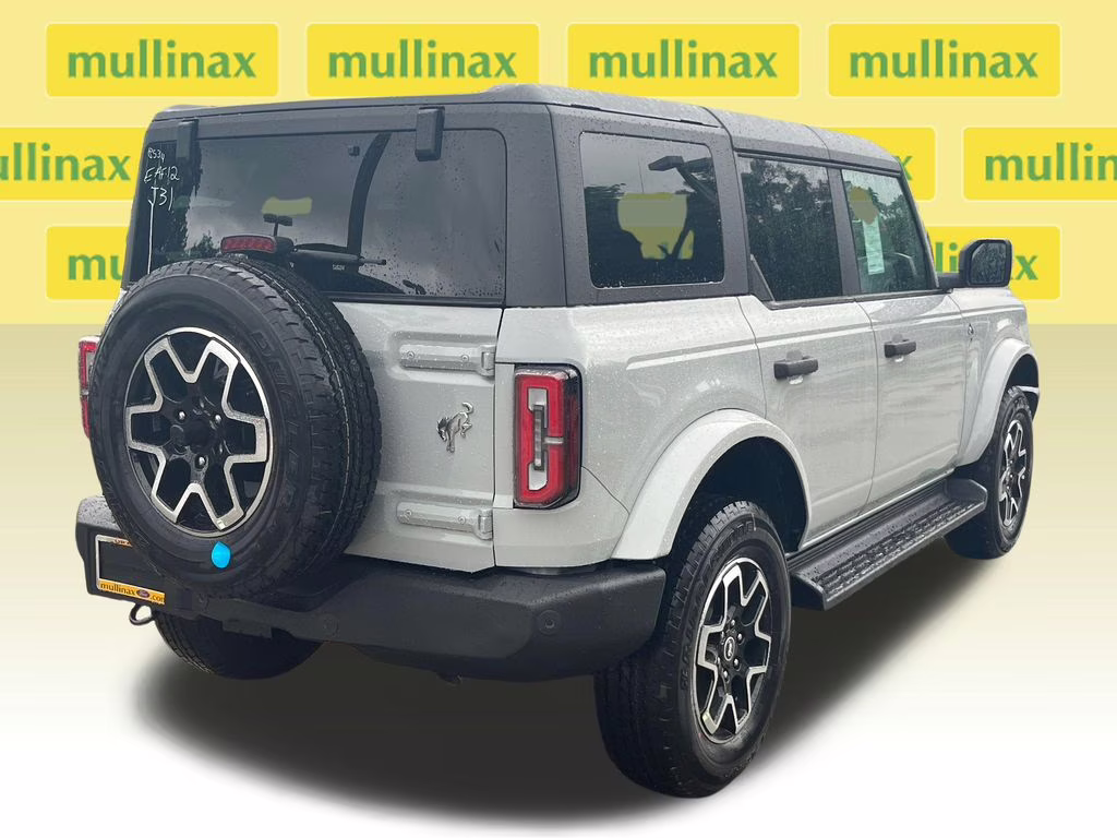 2026 Avalanche Ford Bronco Outer Banks 4X4 SUV