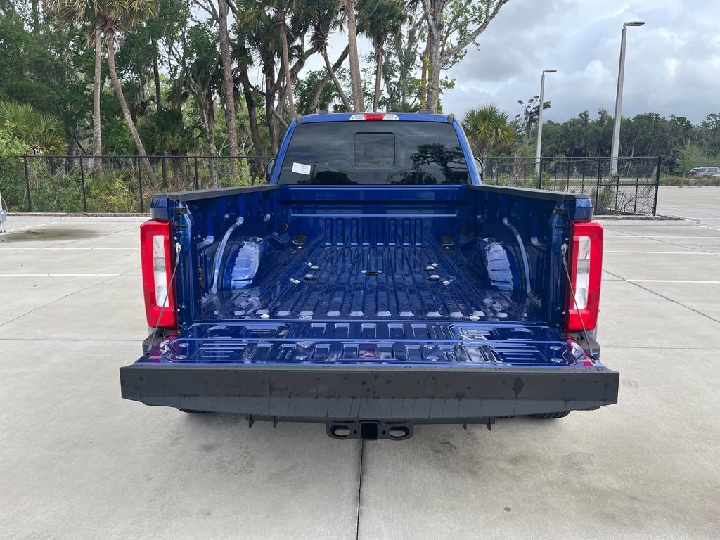 2026 Blue Ford Super Duty F-350 DRW XL 4X4 Truck