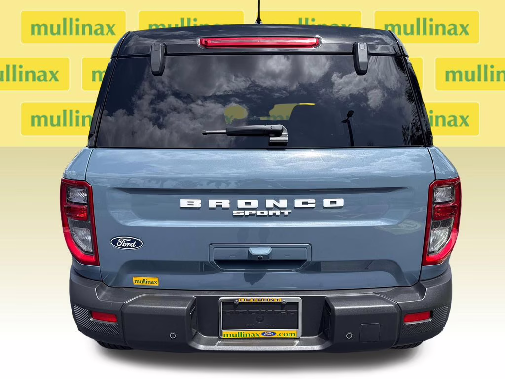 2026 Azure Gray Metallic Tri-Coat Ford Bronco Sport Outer Banks 4X4 SUV