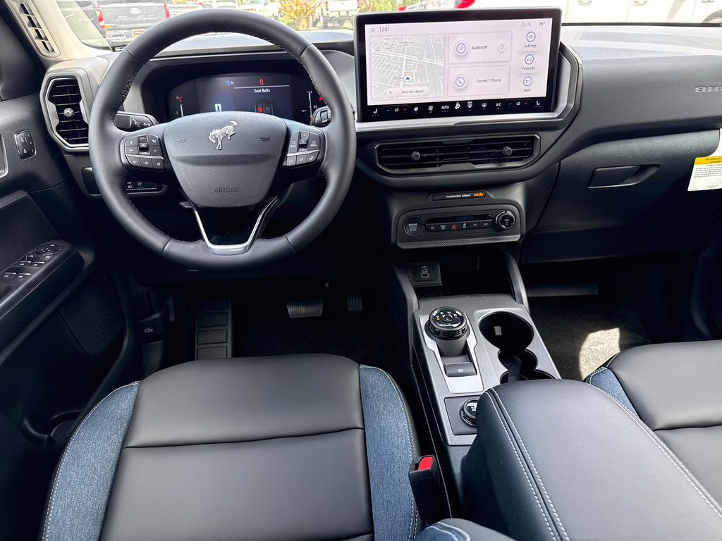 2026 Azure Gray Metallic Tri-Coat Ford Bronco Sport Outer Banks 4X4 SUV