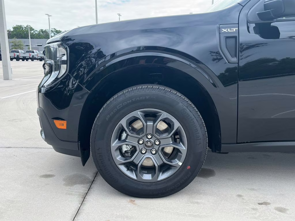 2026 Shadow Black Ford Maverick XLT AWD Truck