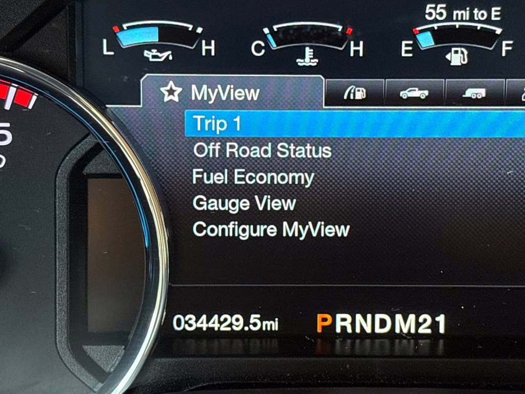 2018 Magma Red Metallic Ford Super Duty F-250 SRW Lariat 4X4 Truck