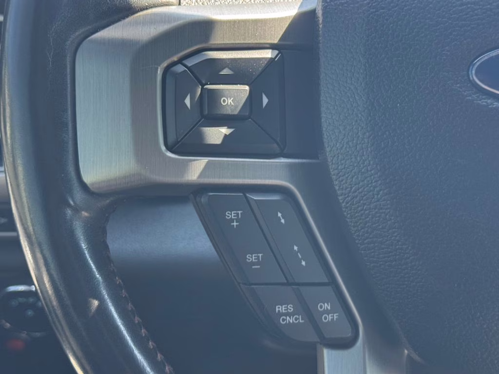 2021 Star White Metallic Tri-Coat Ford Super Duty F-350 SRW Platinum 4X4 Truck