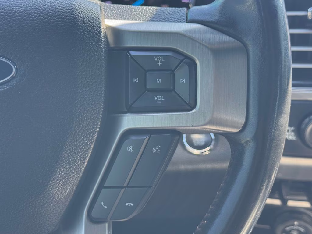 2021 Star White Metallic Tri-Coat Ford Super Duty F-350 SRW Platinum 4X4 Truck