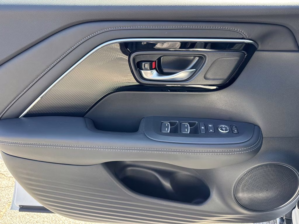 2025 Platinum White Pearl Acura ADX Base FWD SUV