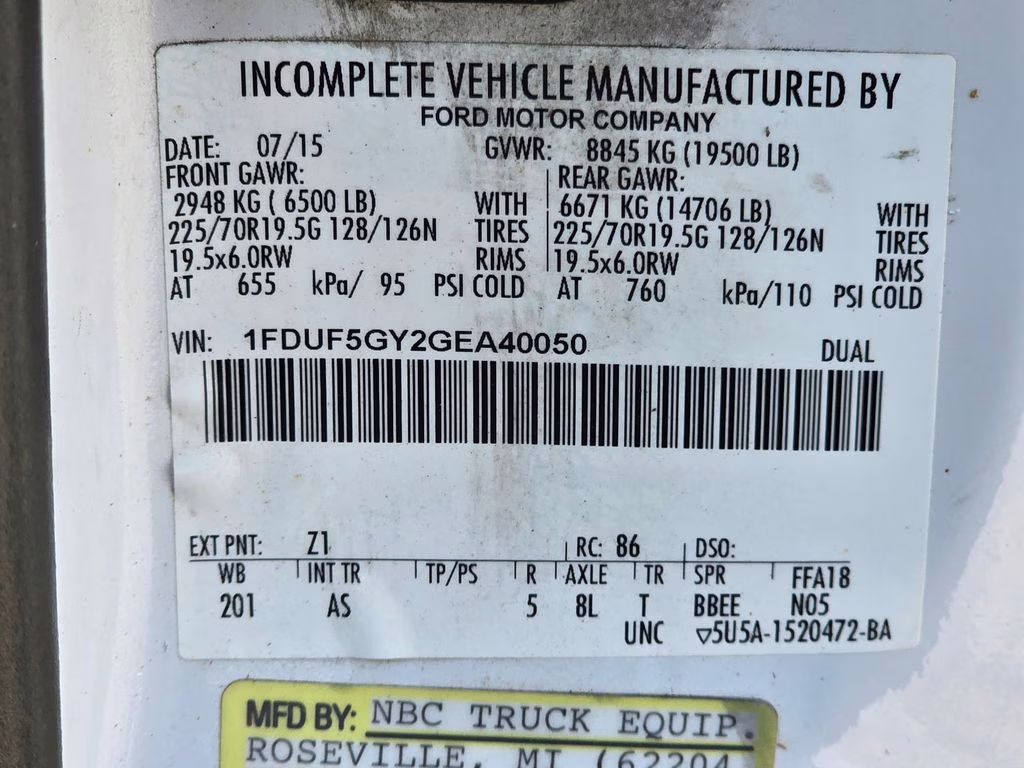 2016 Oxford White Ford Super Duty F-550 DRW XL RWD Chassis