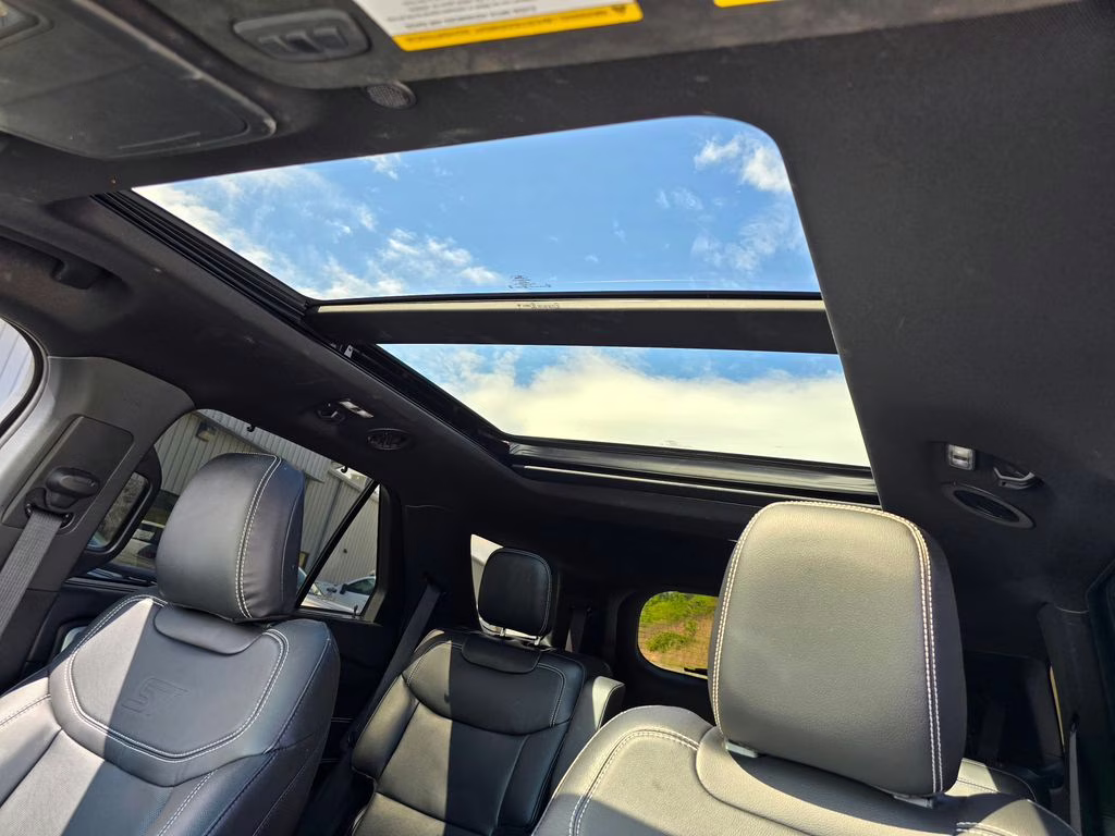 2023 Gray Metallic Ford Explorer ST 4X4 SUV
