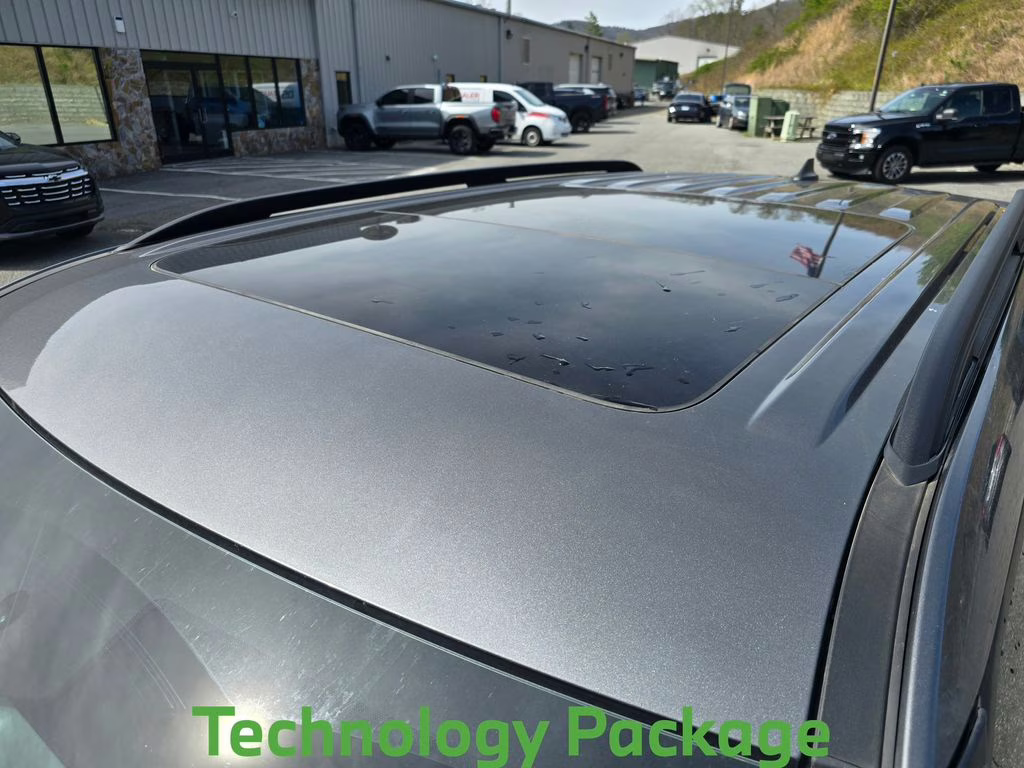 2023 Gray Metallic Ford Explorer ST 4X4 SUV