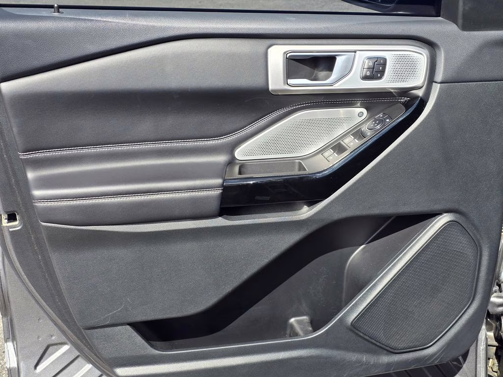 2023 Gray Metallic Ford Explorer ST 4X4 SUV