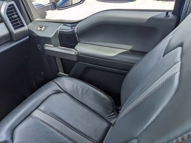 2022 Blue Metallic Ford Super Duty F-250 SRW Platinum 4X4 Truck