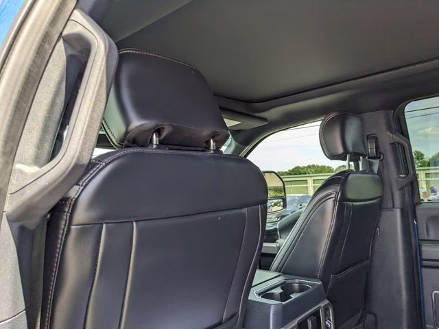 2022 Blue Metallic Ford Super Duty F-250 SRW Platinum 4X4 Truck