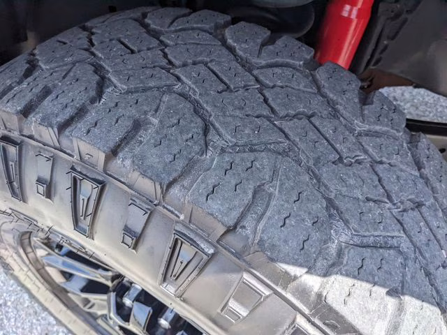 2022 Blue Metallic Ford Super Duty F-250 SRW Platinum 4X4 Truck