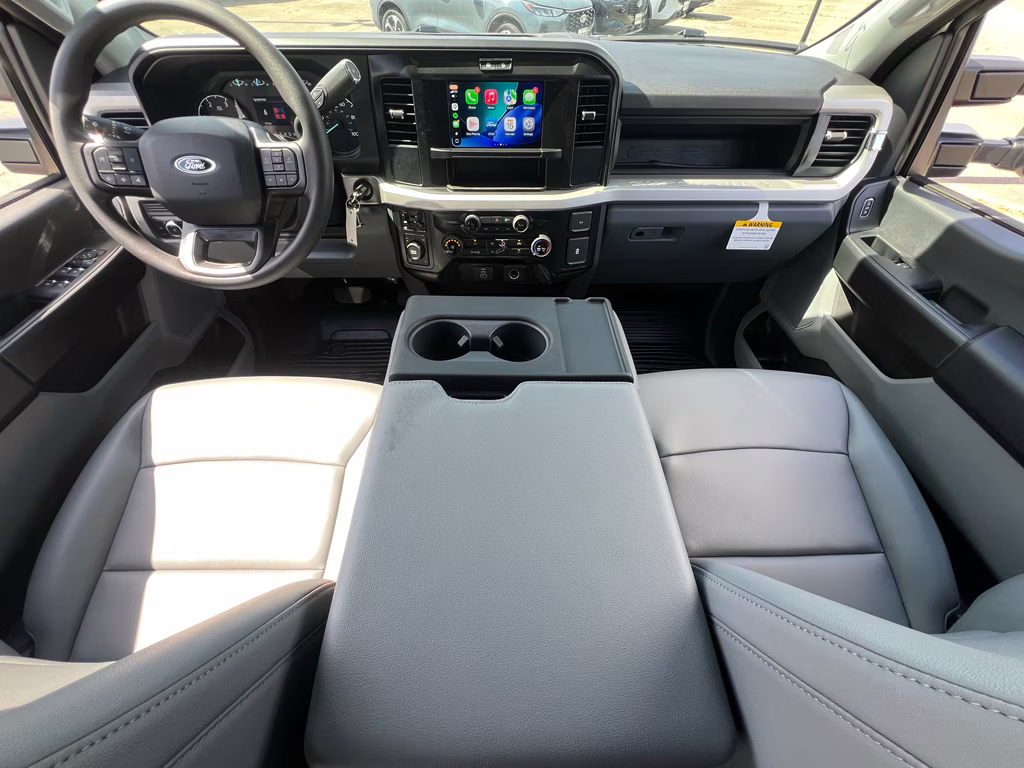 2026 Oxford White Ford Super Duty F-250 SRW XL 4X4 Truck