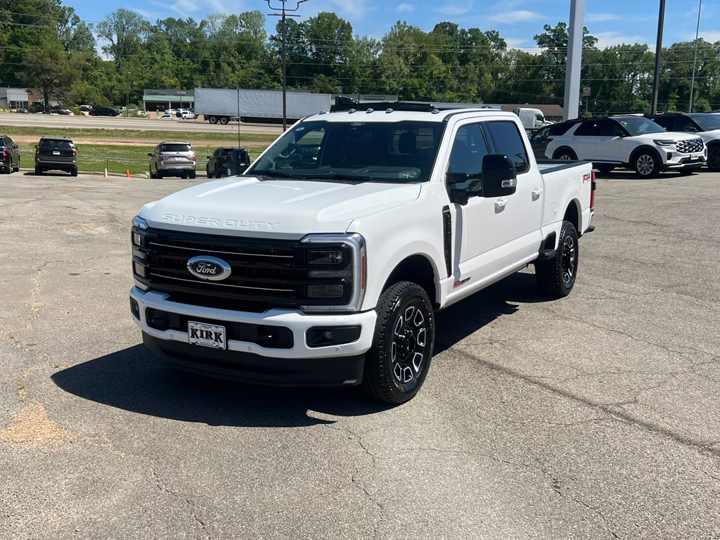 2026 Star White Metallic Tri-Coat Ford Super Duty F-250 SRW Platinum 4X4 Truck