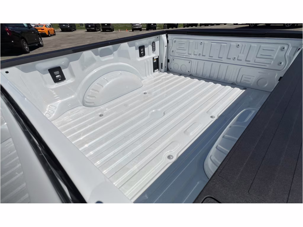 2026 Star White Metallic Tri-Coat Ford Super Duty F-250 SRW Platinum 4X4 Truck