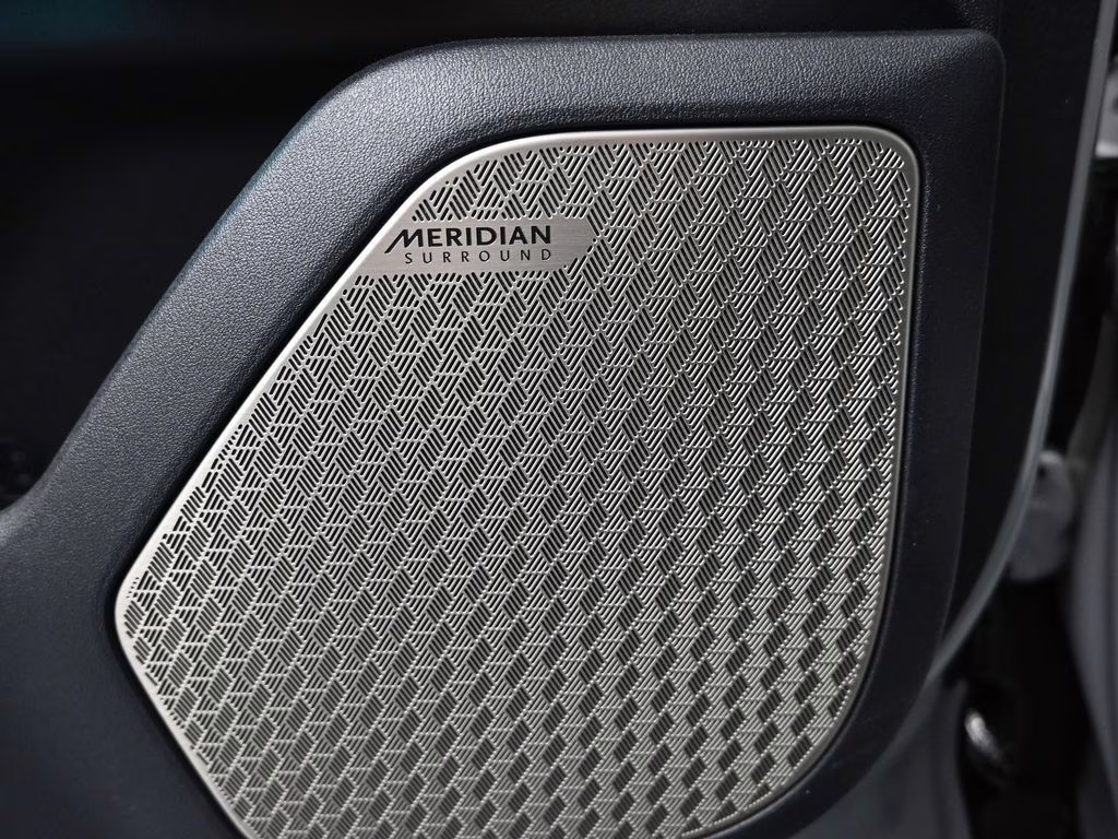 2027 Wolf Gray Kia Telluride Hybrid SX Prestige AWD SUV