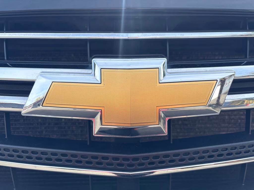 2021 Mosaic Black Metallic Chevrolet Traverse LT AWD SUV