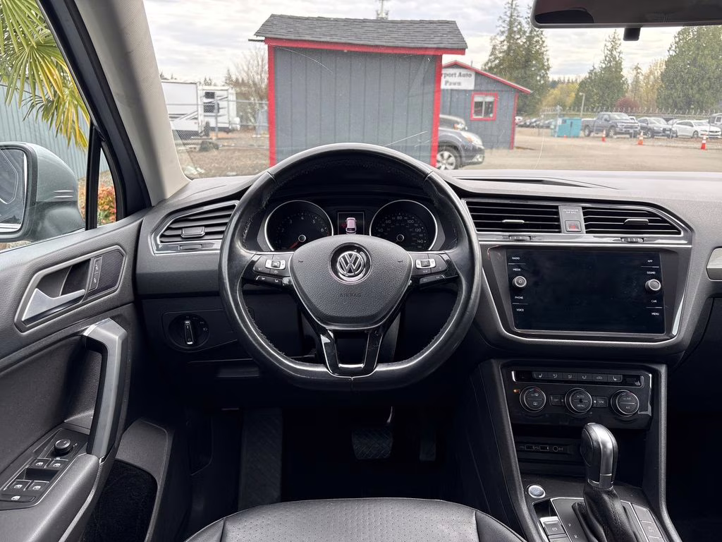 2019 Silver Metallic Volkswagen Tiguan 2.0T SE AWD SUV