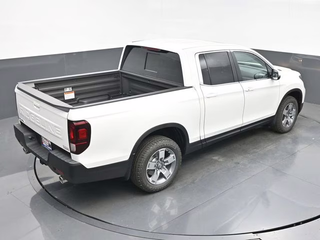 2026 Platinum White Pearl Honda Ridgeline RTL AWD Truck