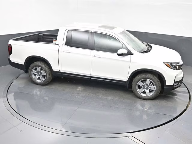 2026 Platinum White Pearl Honda Ridgeline RTL AWD Truck
