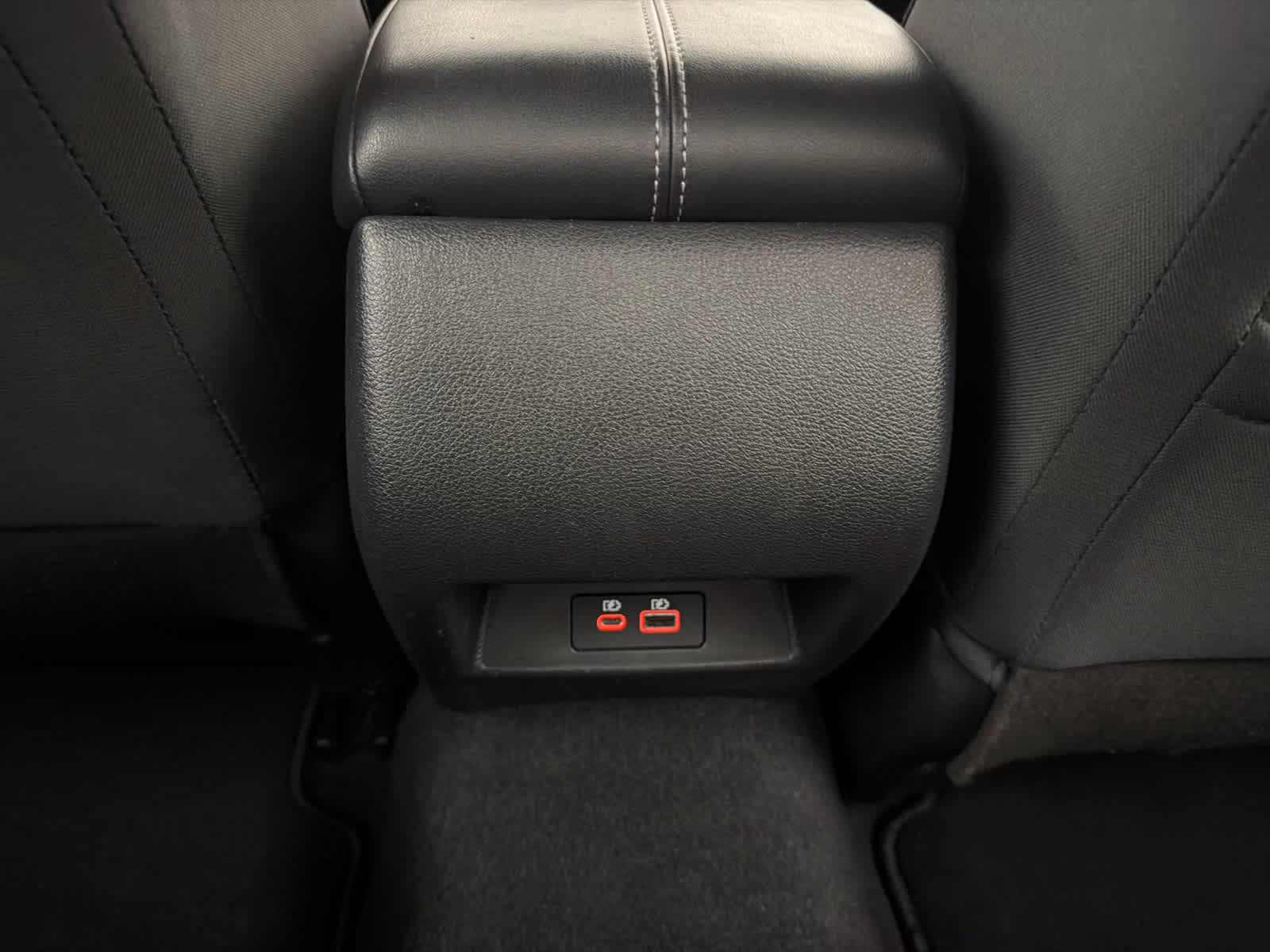 2024 Gun Metallic Nissan Altima 2.5 SV FWD Sedan