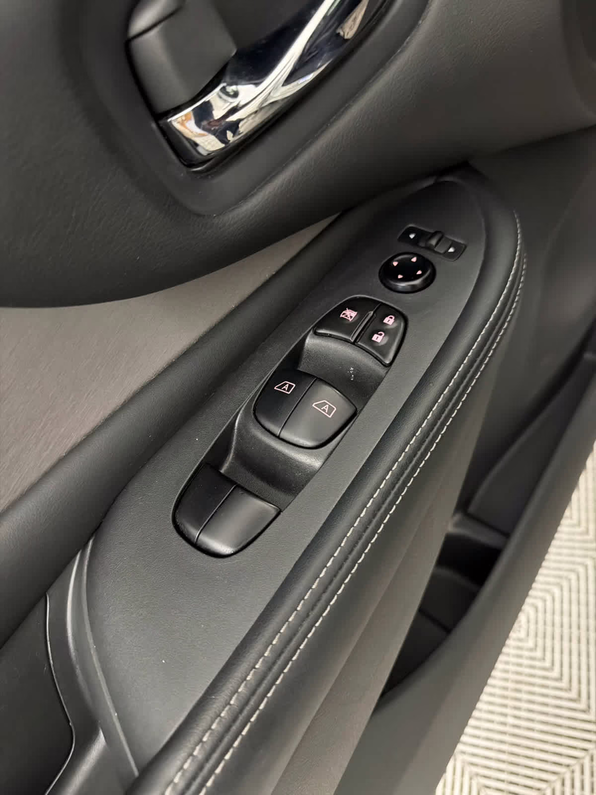 2024 Pearl White Tricoat Nissan Murano SV AWD SUV