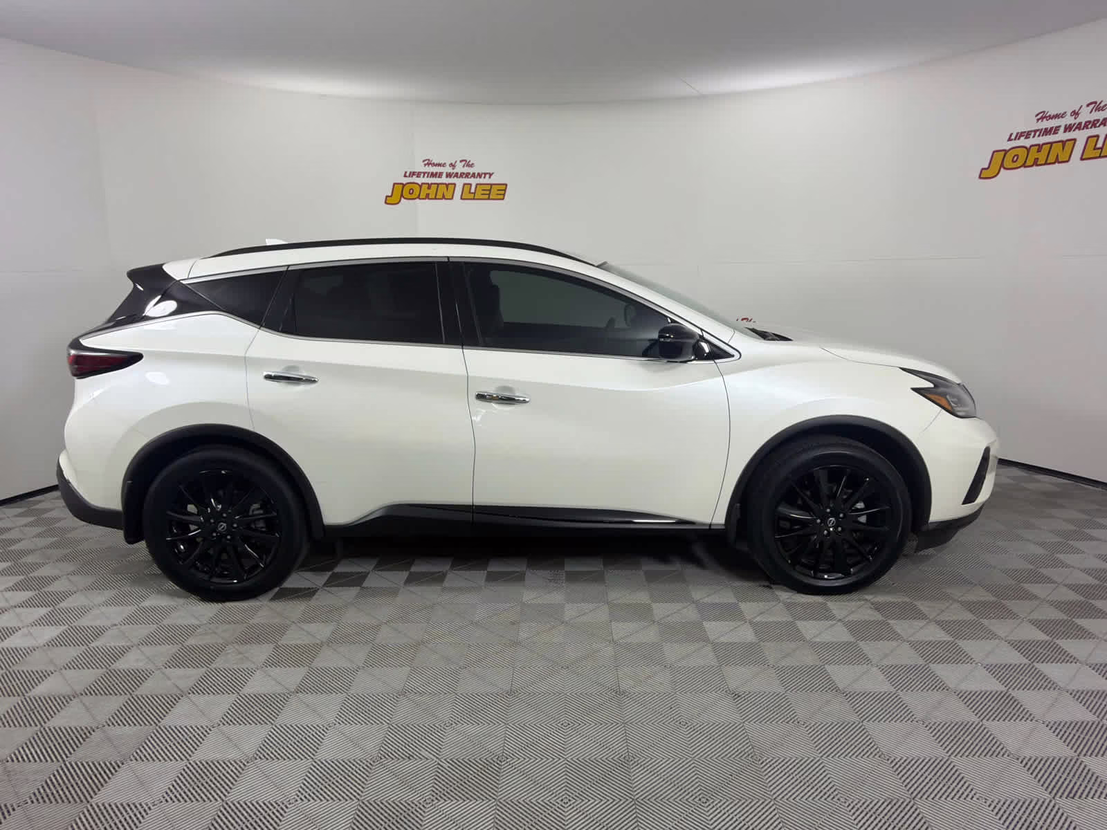 2024 Pearl White Tricoat Nissan Murano SV AWD SUV