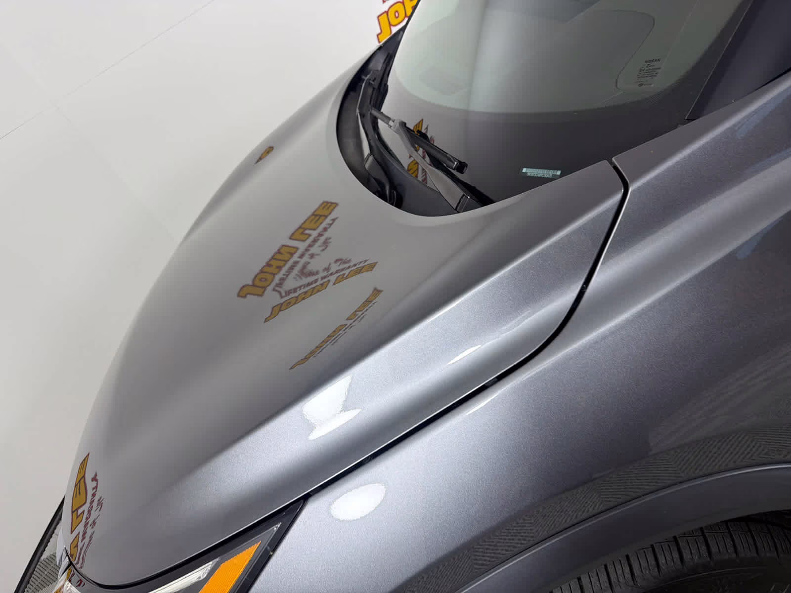 2023 Gun Metallic Nissan Rogue SL FWD SUV
