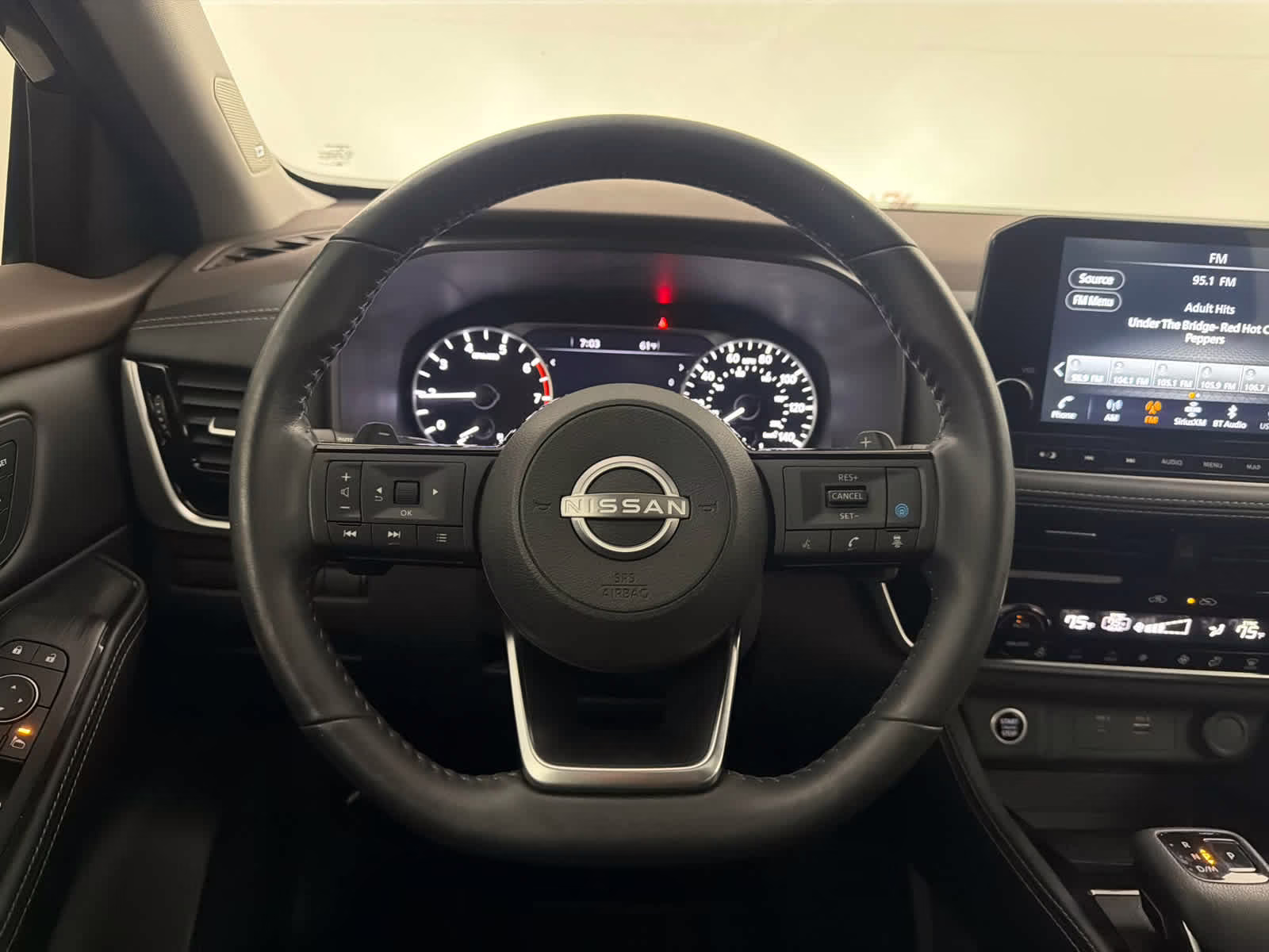 2023 Gun Metallic Nissan Rogue SL FWD SUV