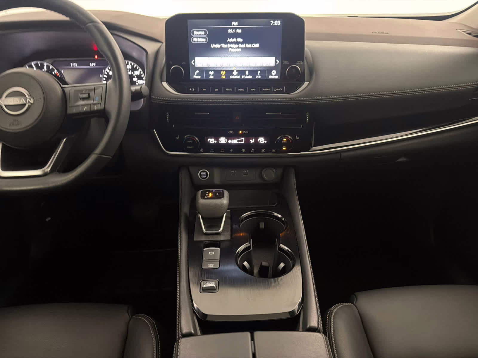 2023 Gun Metallic Nissan Rogue SL FWD SUV