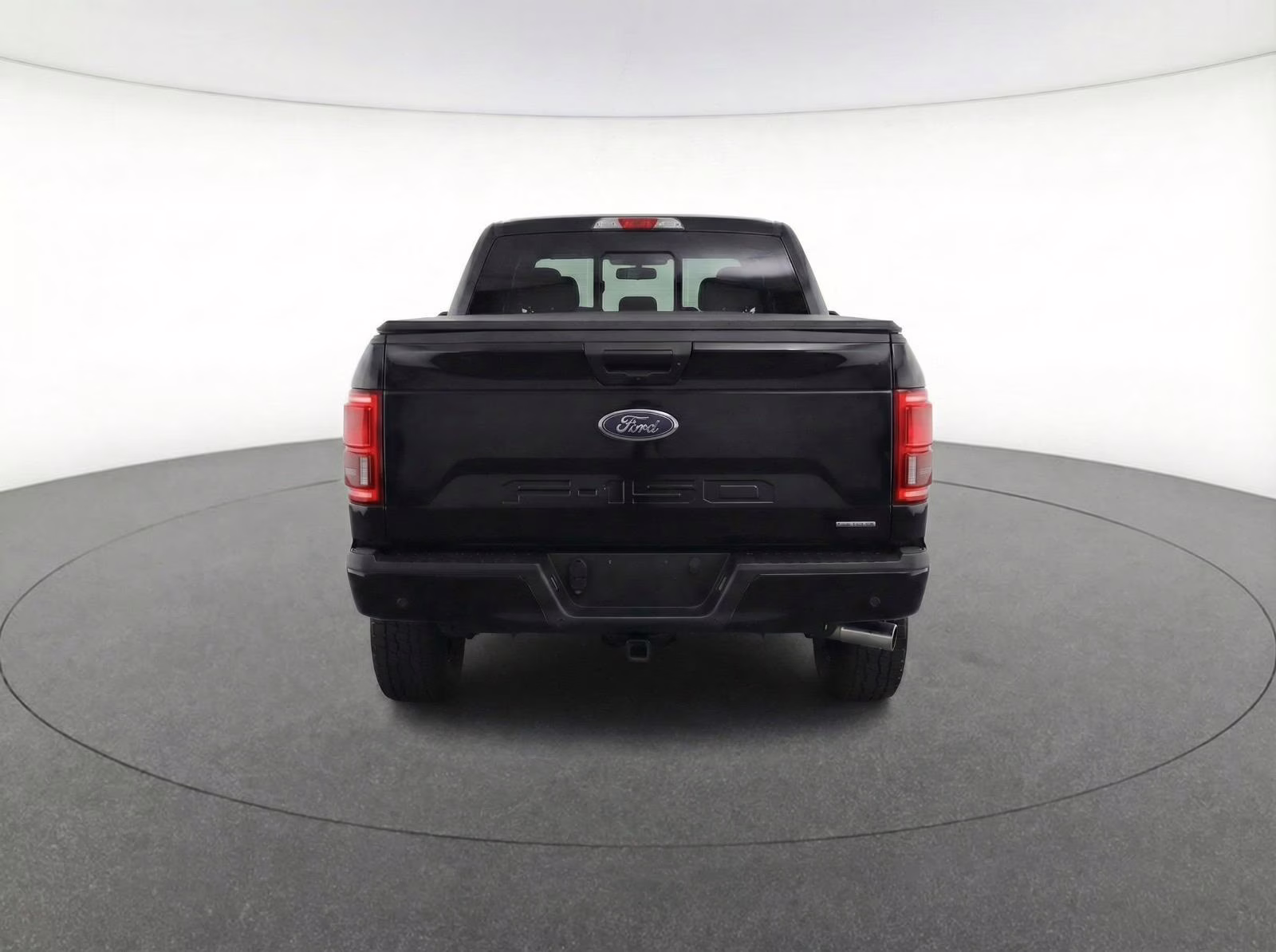 2018 Shadow Black Ford F-150 XLT 4X4 Truck