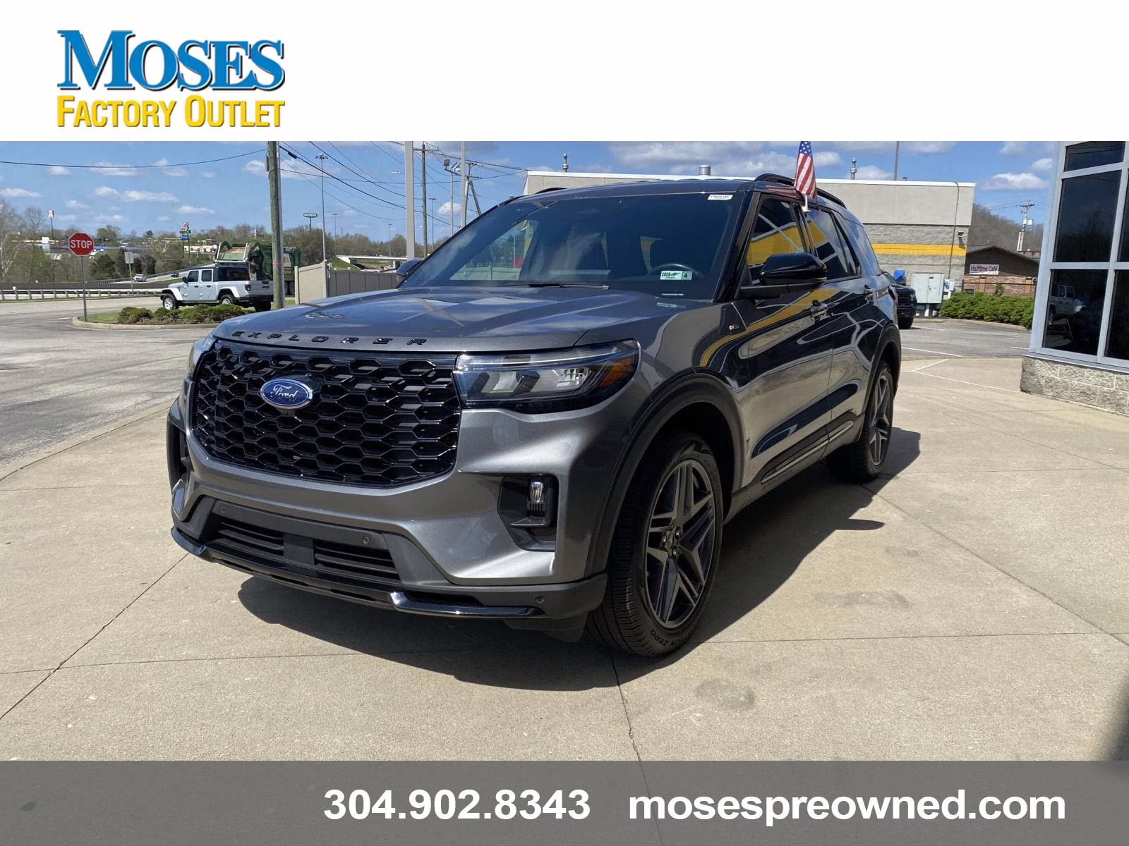 2025 Carbonized Gray Ford Explorer ST-Line 4X4 SUV