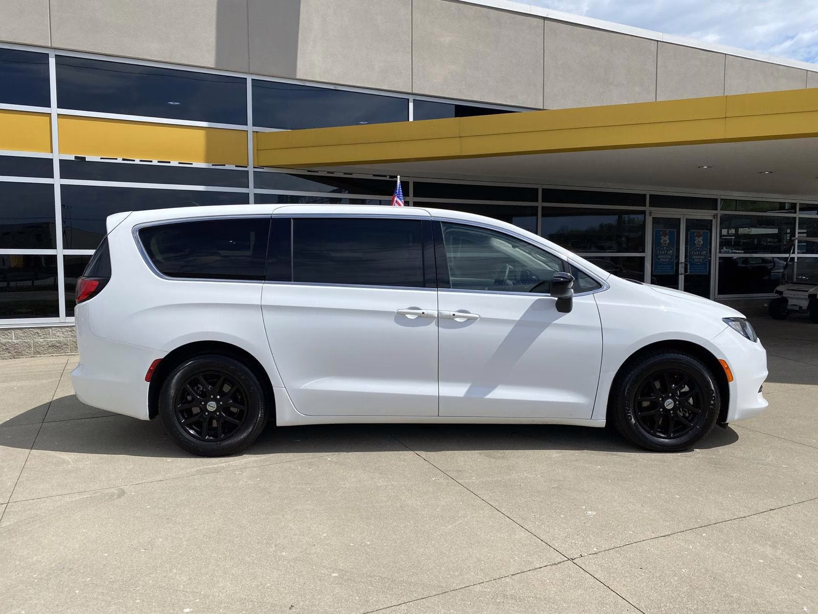 2024 Bright White Clearcoat Chrysler Voyager LX FWD Van