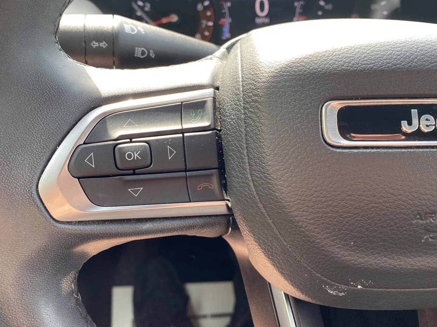 2023 Bright White Clearcoat Jeep Compass Limited 4X4 SUV