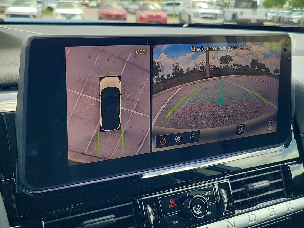 2026 Gun Metallic Nissan Pathfinder SL FWD SUV