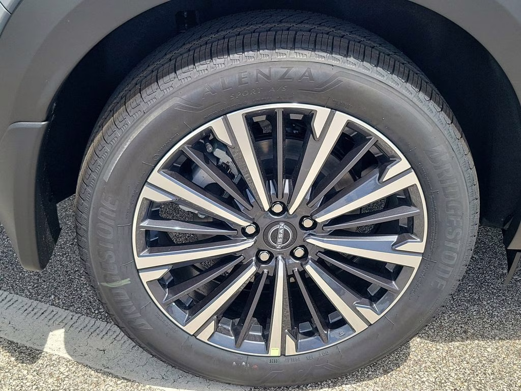 2026 Boulder Gray Pearl Nissan Pathfinder Platinum FWD SUV