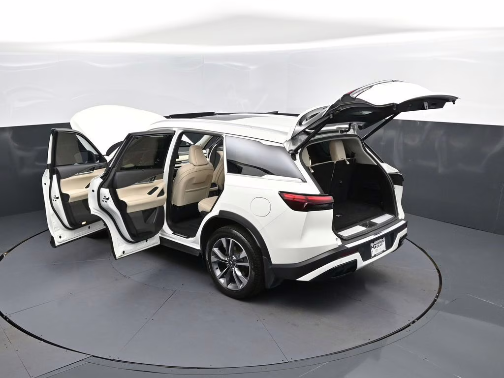 2023 Majestic INFINITI QX60 LUXE FWD SUV