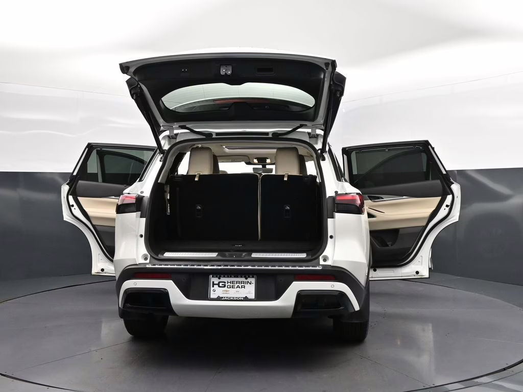 2023 Majestic INFINITI QX60 LUXE FWD SUV