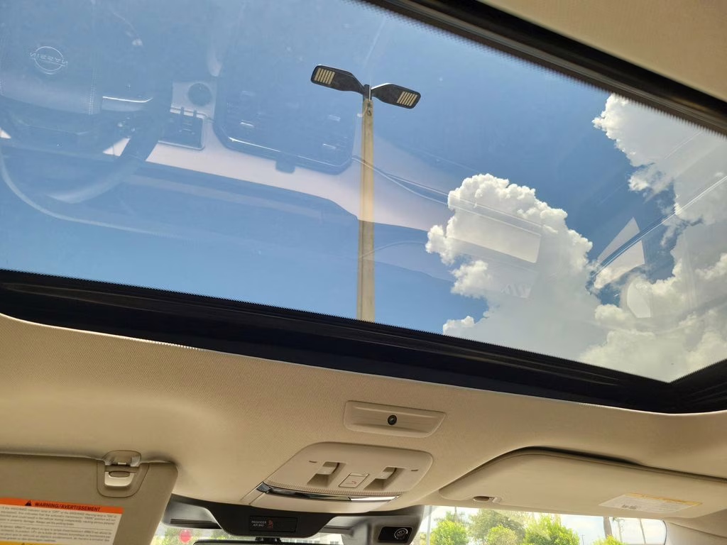 2026 Everest White Pearl Tricoat Nissan Armada Platinum Reserve 4X4 SUV