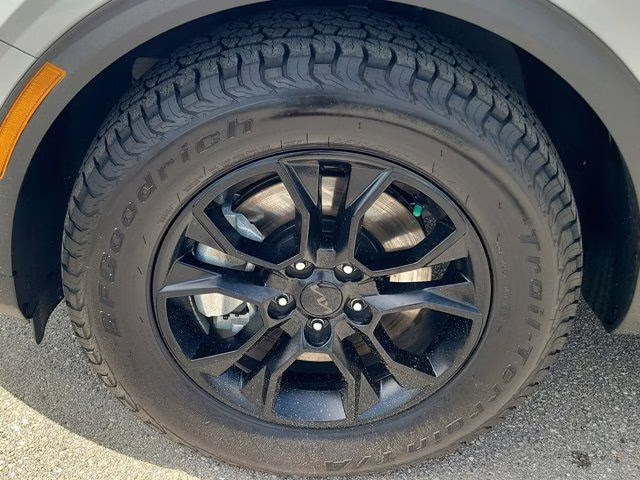 2025 Wolf Gray/Ebony Black Roof Kia Sportage X-Pro Prestige AWD SUV