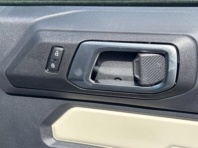 2026 Desert Sand Ford Bronco Base 4X4 SUV