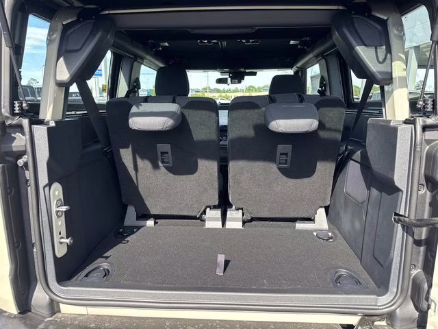 2026 Desert Sand Ford Bronco Base 4X4 SUV