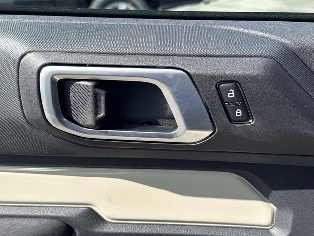 2026 Desert Sand Ford Bronco Base 4X4 SUV