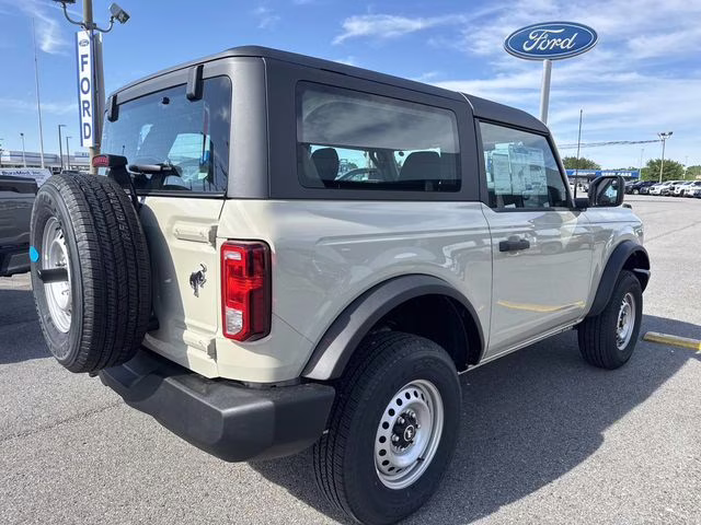 2026 Desert Sand Ford Bronco Base 4X4 SUV