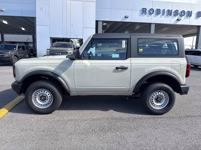 2026 Desert Sand Ford Bronco Base 4X4 SUV