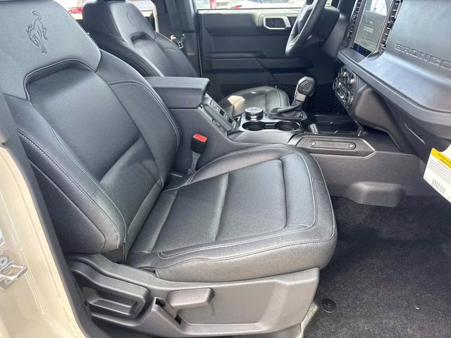 2026 Desert Sand Ford Bronco Big Bend 4X4 SUV