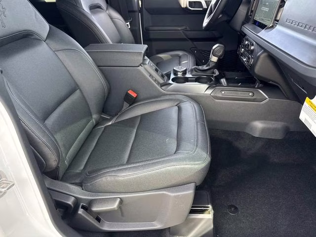 2026 Oxford White Ford Bronco Big Bend 4X4 SUV
