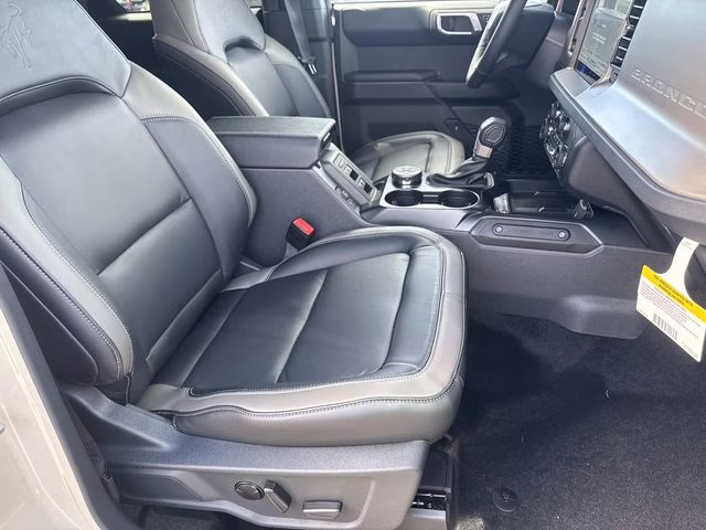 2026 Desert Sand Ford Bronco Outer Banks 4X4 SUV