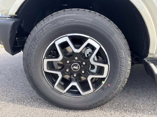 2026 Desert Sand Ford Bronco Outer Banks 4X4 SUV